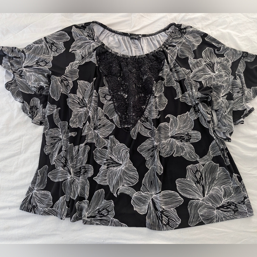 Antthony Original Blouse